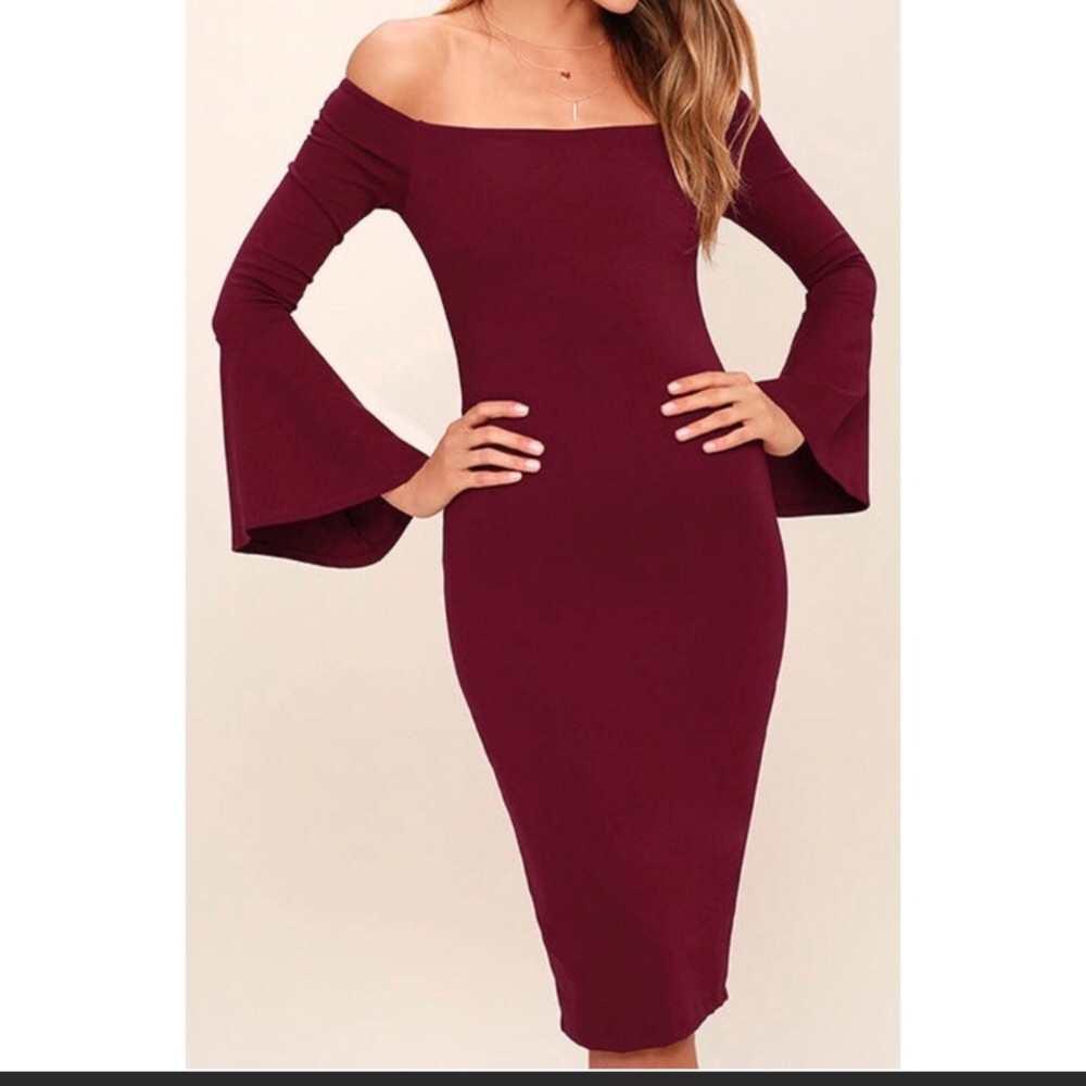 Lulu’s off-the-shoulder midi dress in burgundy
